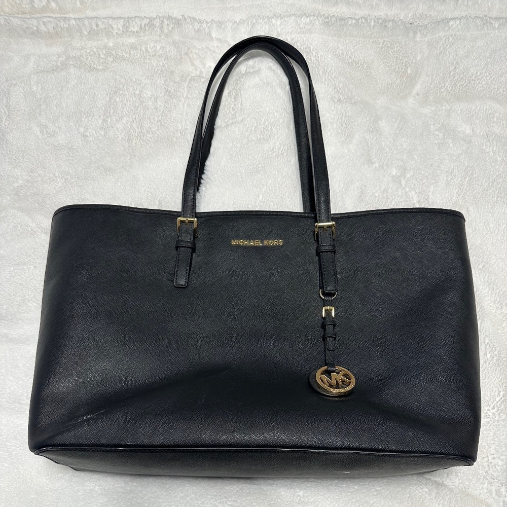 Michael Kors Jet Set Saffiano Travel Bag